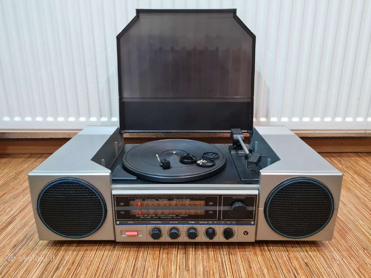 Radiola Soviet Vega-300 Stereo - nuotraukos Nr. 2