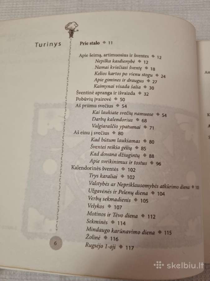 Prie stalo , ant stalo , po stalu - nuotraukos Nr. 3