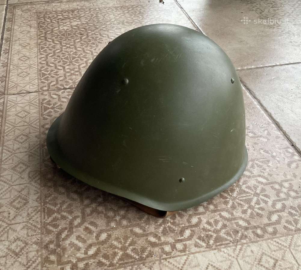 Karinis sovietų armijos šalmas