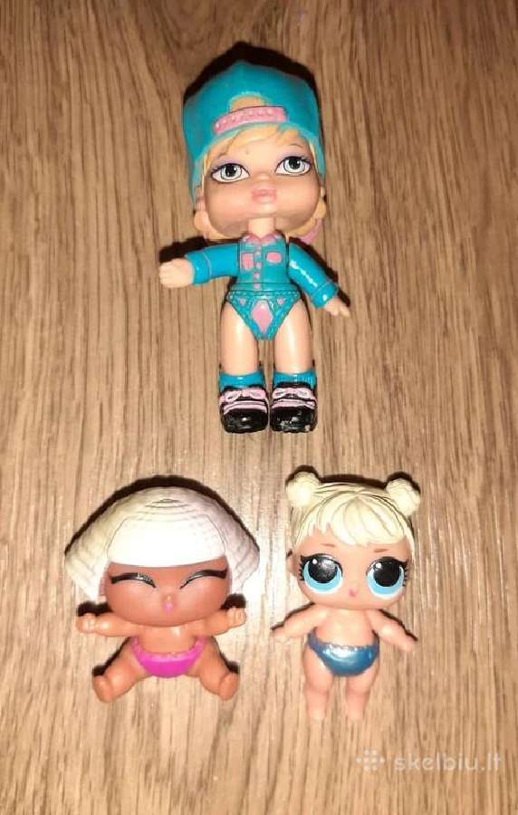 3 lėlytės