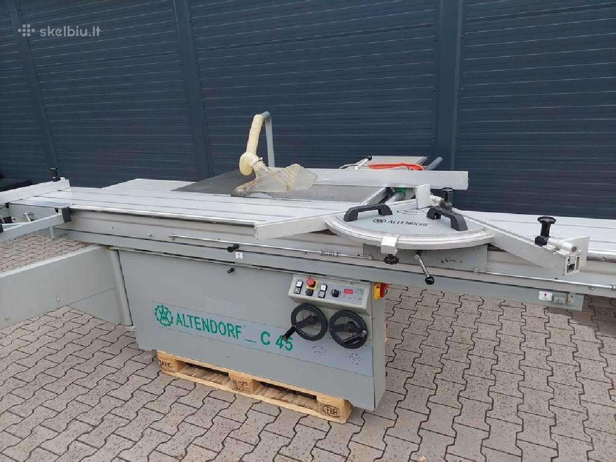 Formatinio pjovimo staklės Altendorf C45