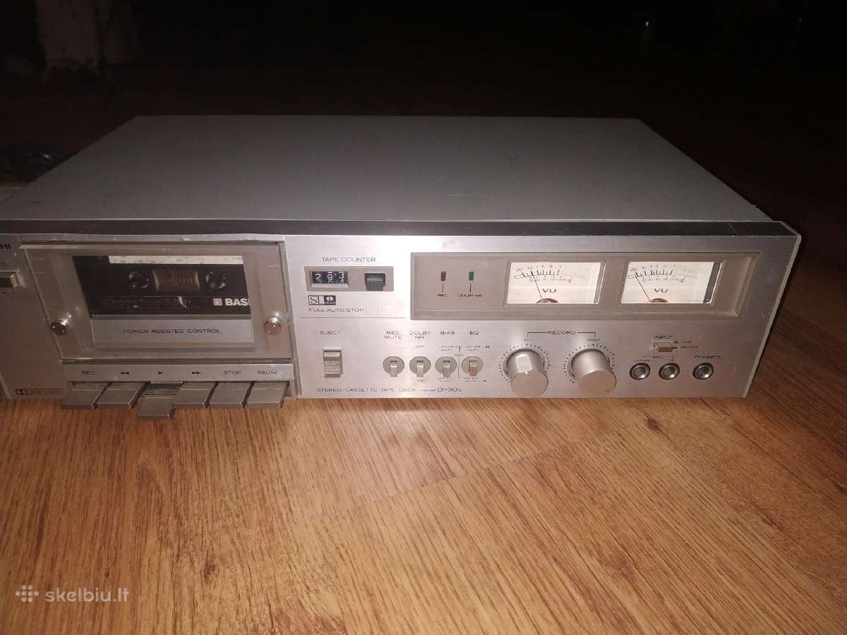 Kasetine deka magnetofonas Hitachi - nuotraukos Nr. 2