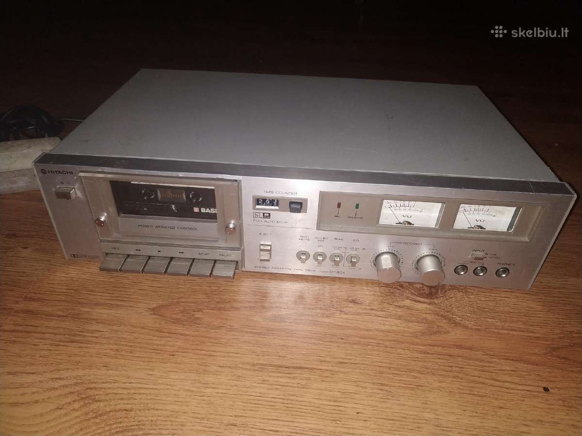 Kasetine deka magnetofonas Hitachi