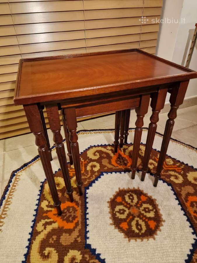 Vintažinių mid century raudonmedžio staliukų trio - nuotraukos Nr. 14