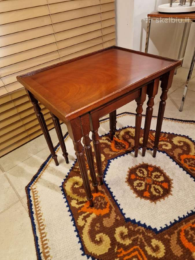 Vintažinių mid century raudonmedžio staliukų trio - nuotraukos Nr. 15