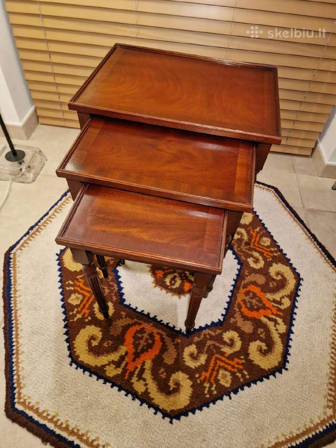 Vintažinių mid century raudonmedžio staliukų trio - nuotraukos Nr. 21