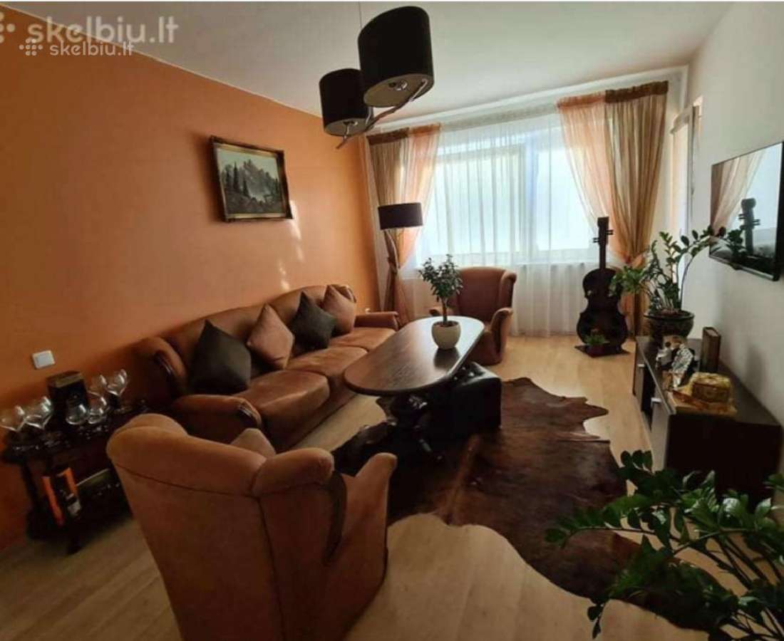 Baldu komplektas: sofa,2 foteliai