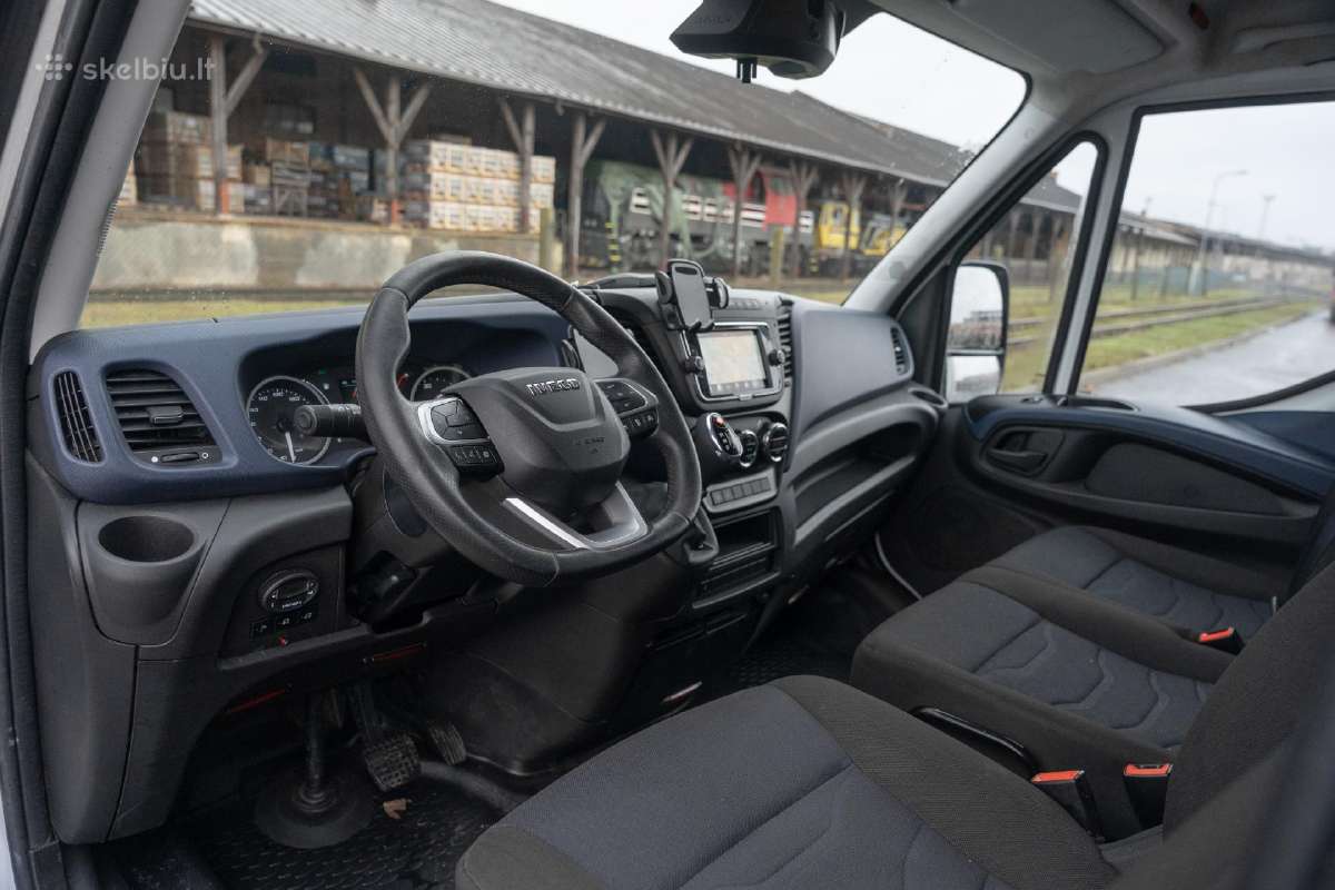 Nuoma I Europa Nauji Autobusiukai 2026m. 16cm3 - nuotraukos Nr. 13
