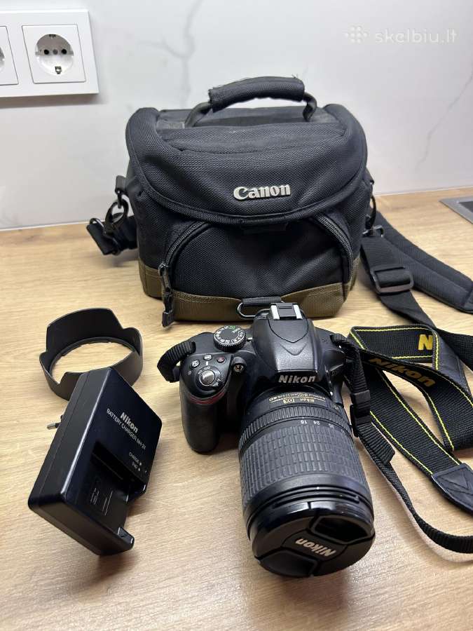 Nikon D3200 +Nikon Af-s Dx Nikkor 18-105mm