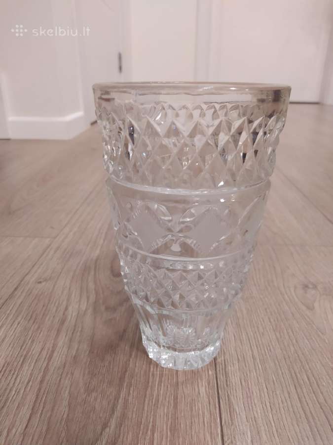 Vintažinė krištolinė vaza
