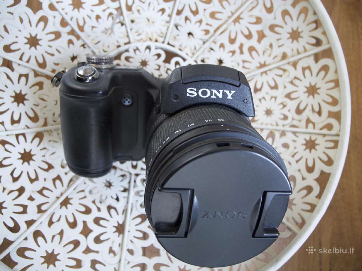 Sony F828