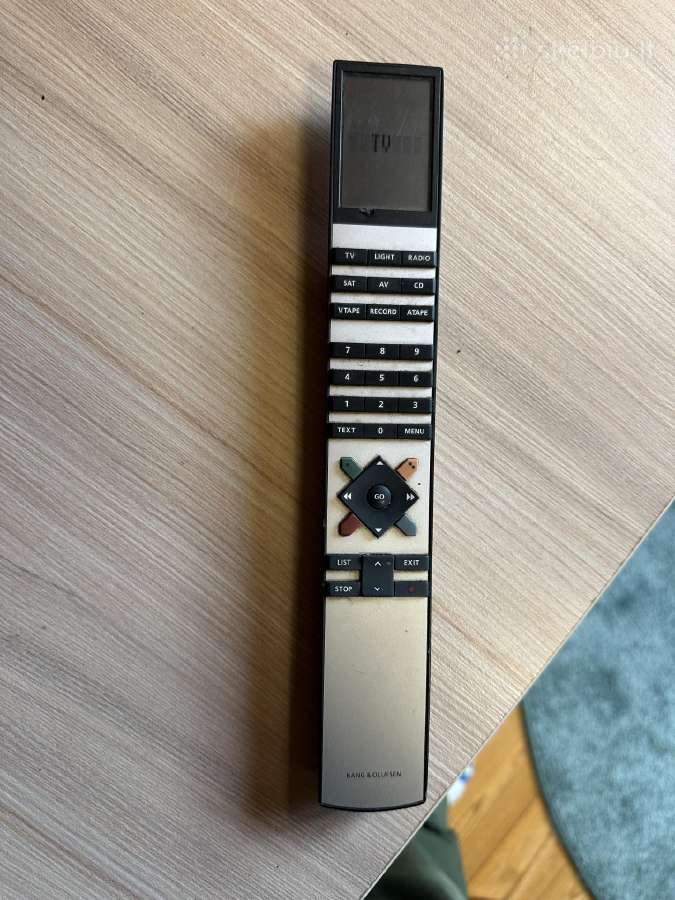 Bang Olufsen Beo 4 distancinis pultas