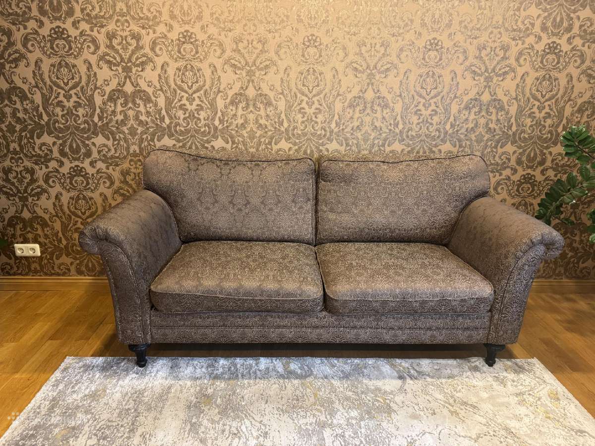Svetainės lova 225€ fotelis 75€ (liukso klasės) - nuotraukos Nr. 2