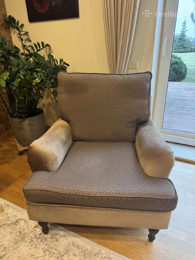 Svetainės lova 225€ fotelis 75€ (liukso klasės) - nuotraukos Nr. 3