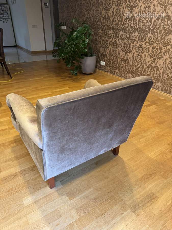 Svetainės lova 225€ fotelis 75€ (liukso klasės) - nuotraukos Nr. 11