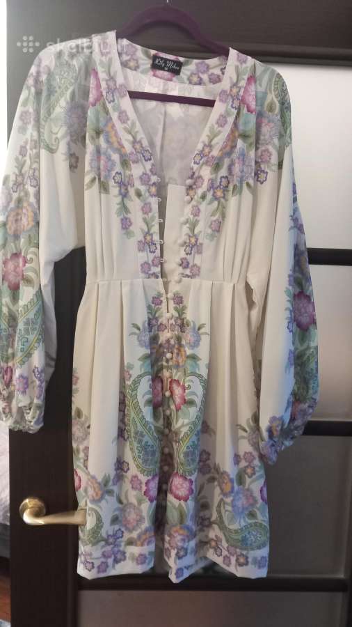 Suknele M didis 40 . 45€