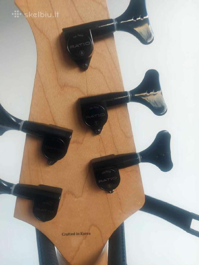 Bosine gitara Peavey Dyna. Lakland Skyline Deluxe - nuotraukos Nr. 5