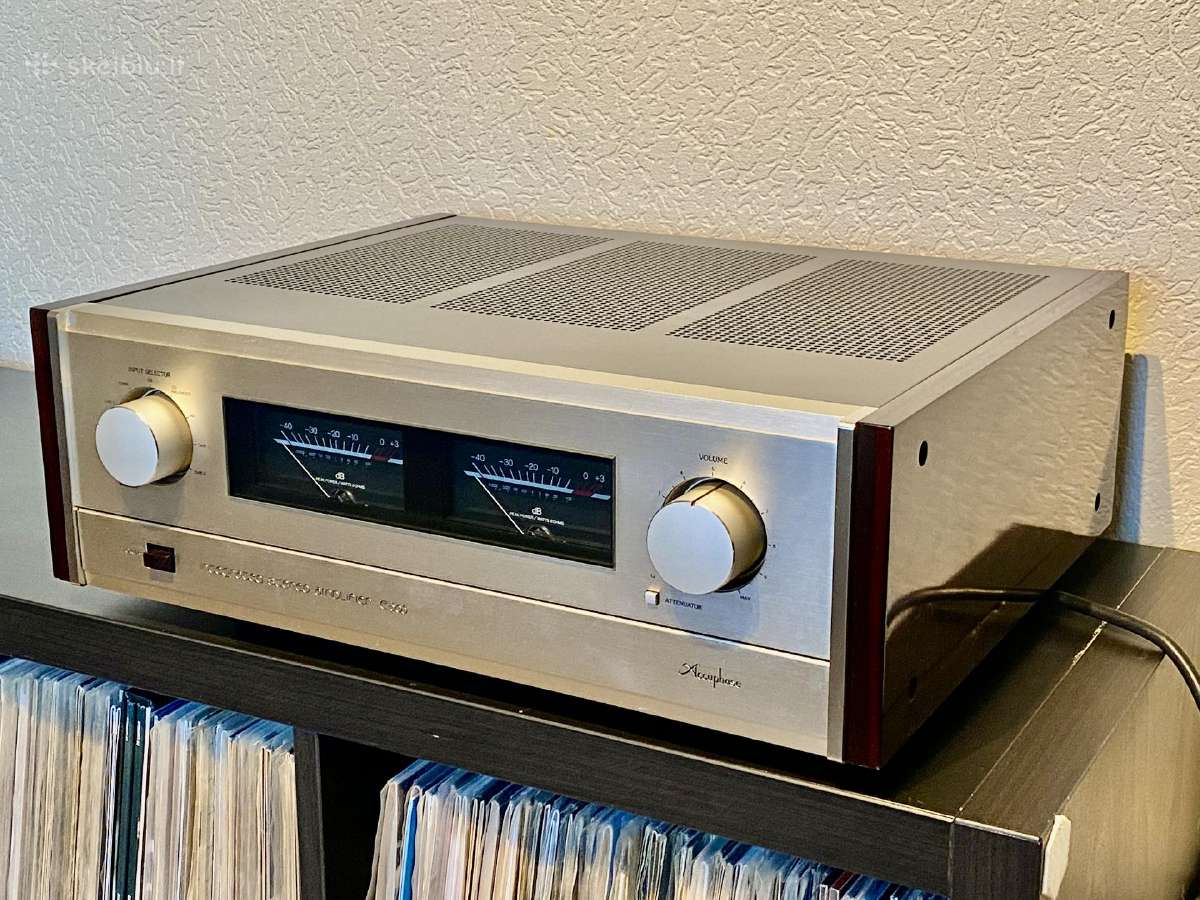 Accuphase E-305 - Skelbiu.lt