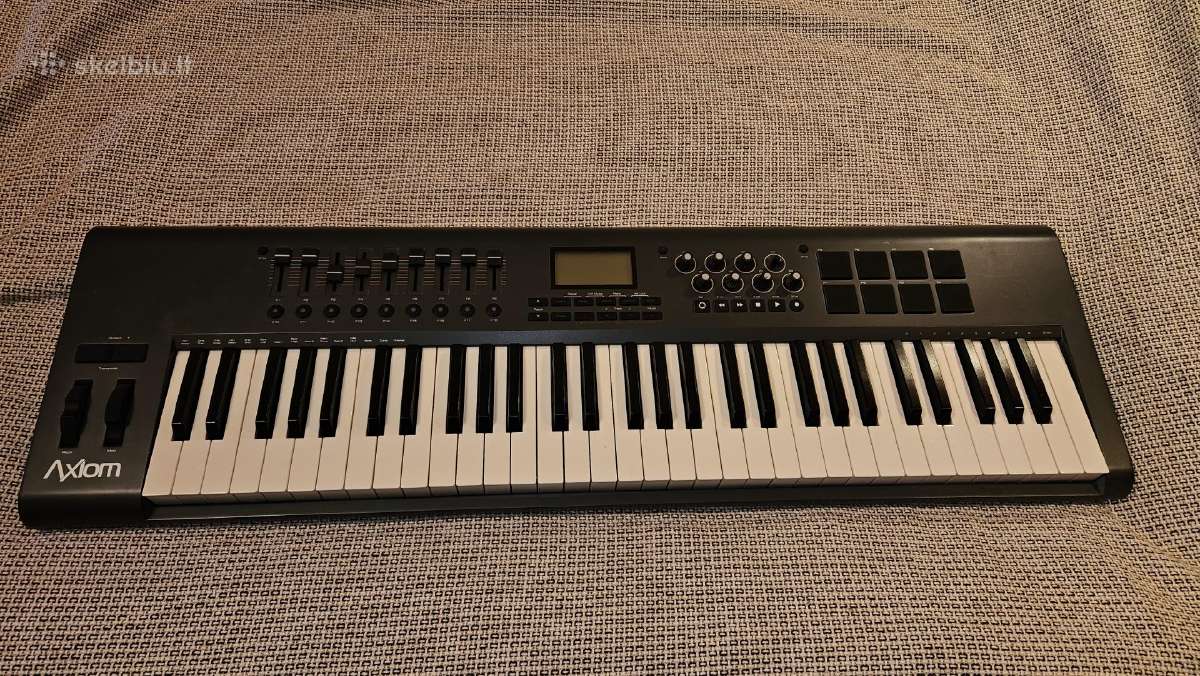 M-audio axiom 61 keyboard