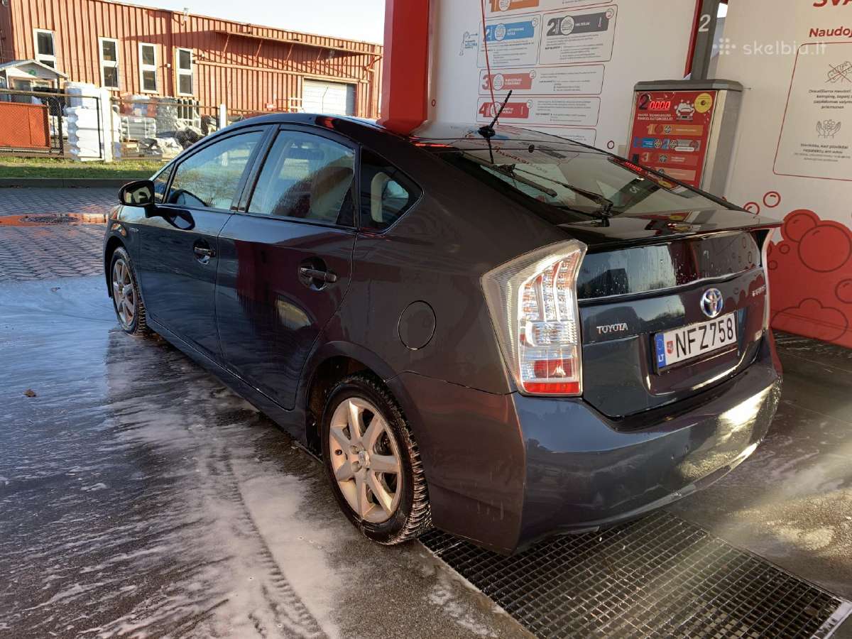Toyota Prius Auris Kaunas Bolt pavežėjui, delivery - nuotraukos Nr. 31
