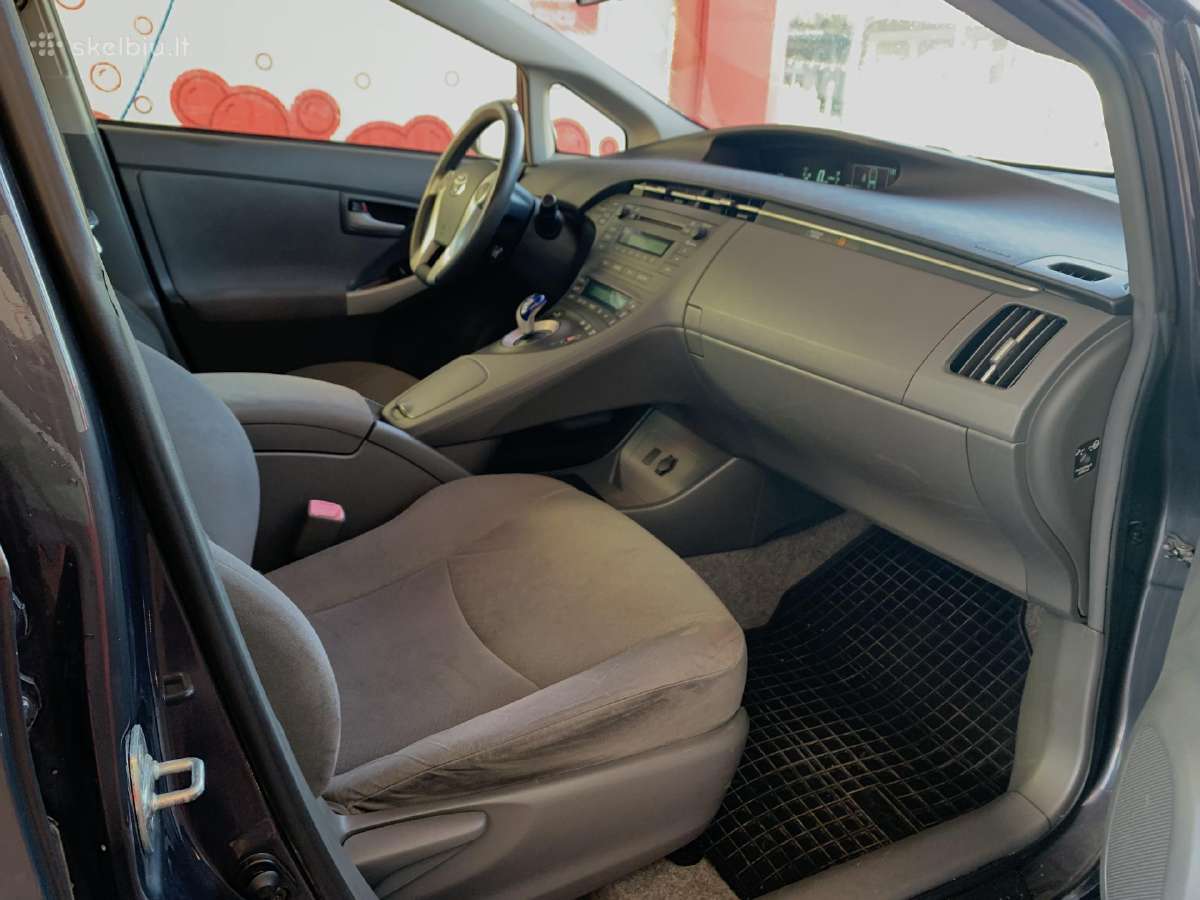 Toyota Prius Auris Kaunas Bolt pavežėjui, delivery - nuotraukos Nr. 33