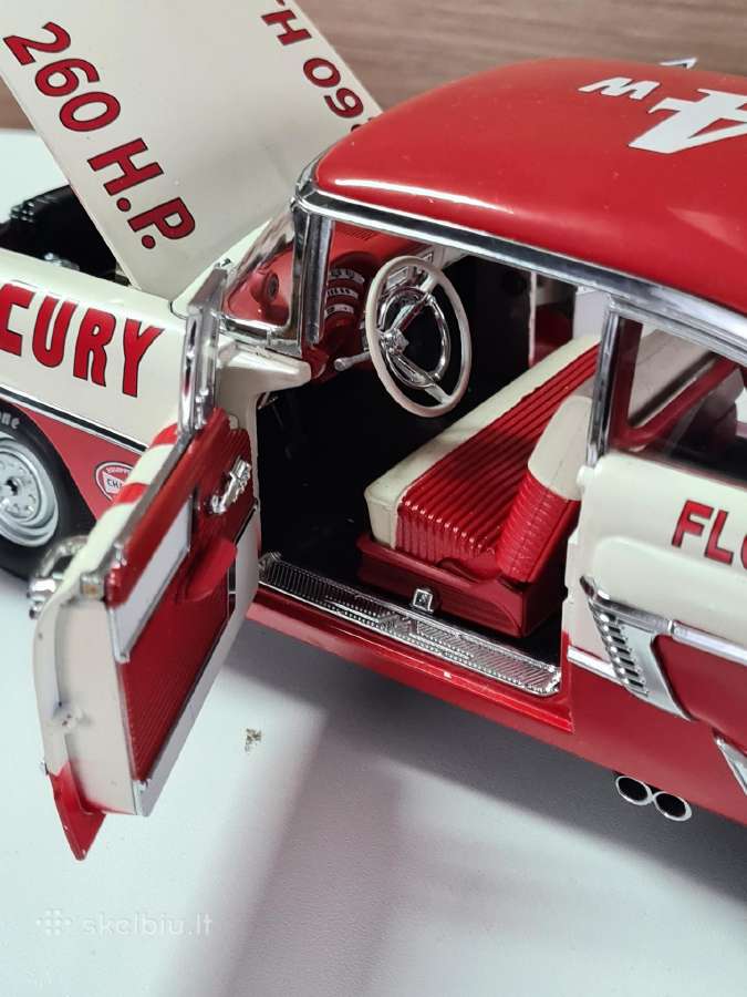 Mercuri Monterey Hard Top Racing 1:18 - nuotraukos Nr. 4