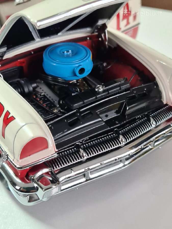Mercuri Monterey Hard Top Racing 1:18 - nuotraukos Nr. 5