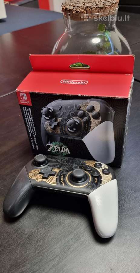 Nintendo Switch Pro Controller - Zelda