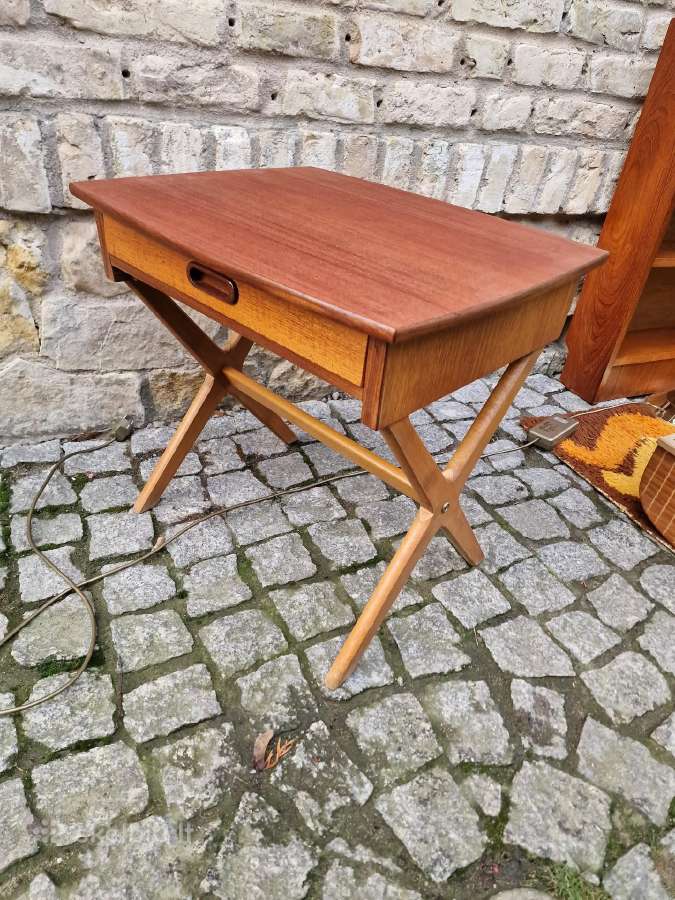 Vintažinis mid century autorinis tiko staliukas