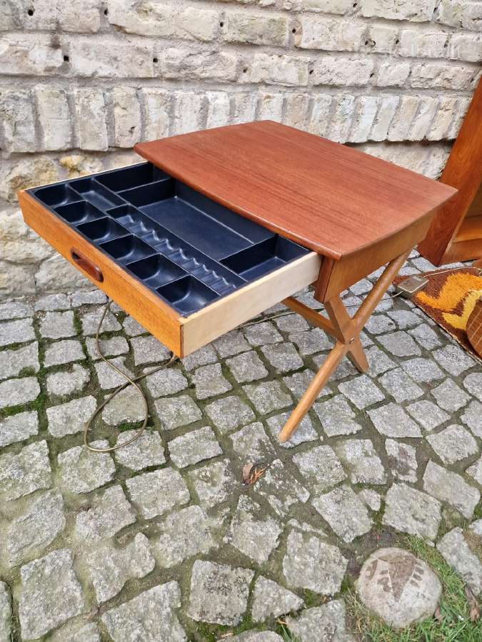 Vintažinis mid century autorinis tiko staliukas - nuotraukos Nr. 2