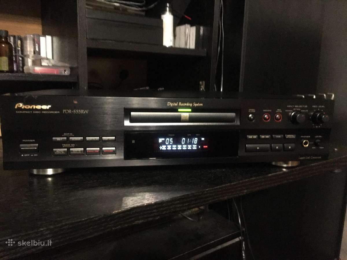 Pioneer compact disc recorder Pdr-555 Rw