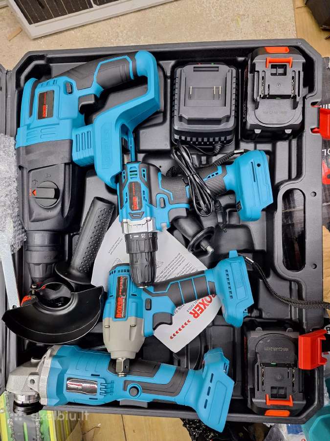 Makita akumuliatoriniai irankiai 4in1 ir 3in1