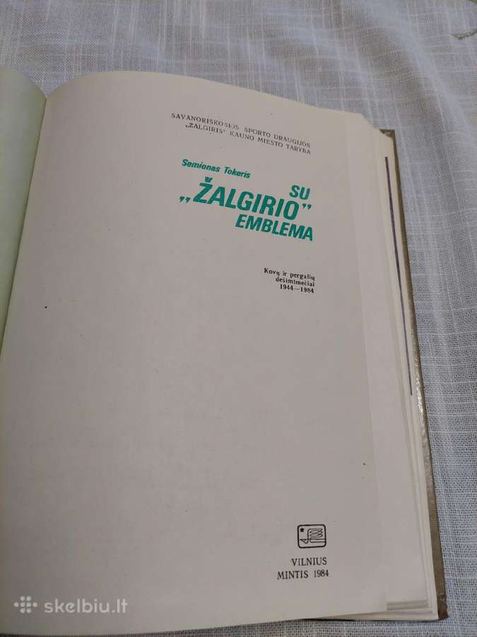 Su "Žalgirio" emblema - nuotraukos Nr. 2