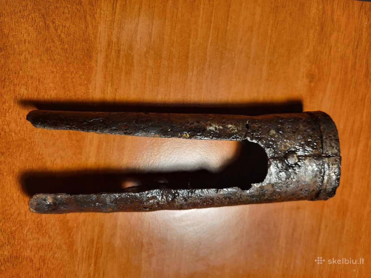 Labai reta vokiško kirvio rankenos detalė. - nuotraukos Nr. 3