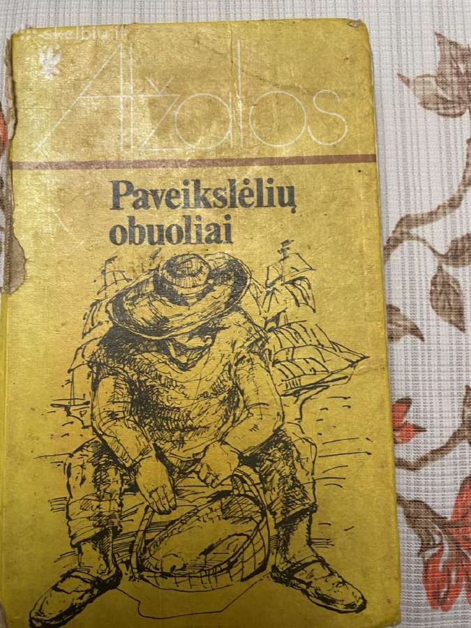 Parduodamos knygos