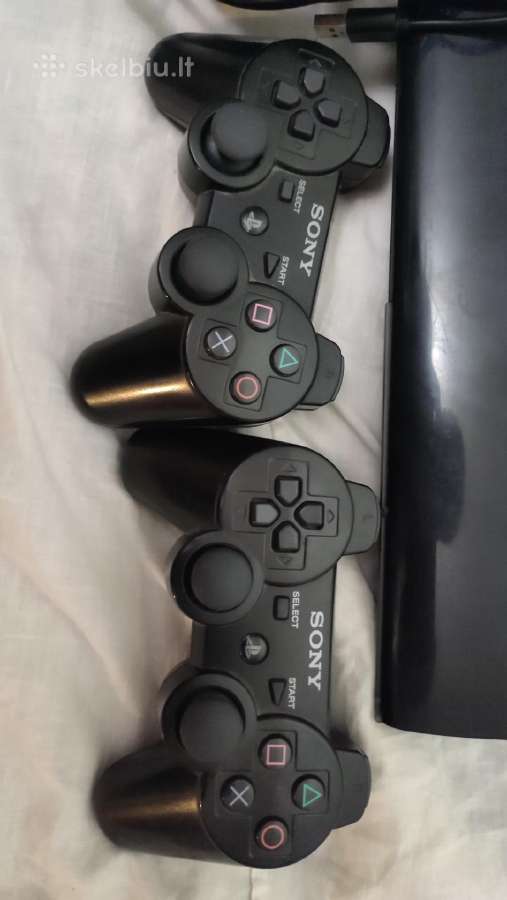 PS3, 95 zaidimai, atristas, 2 pulteliai - nuotraukos Nr. 2