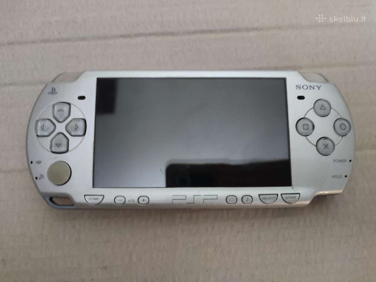 PSP, Playstation Portable su 68 zaidimais.
