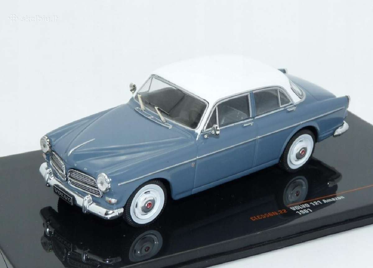 Volvo 121