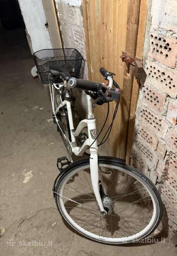 Bike Von Banhaus frame, 9 gears