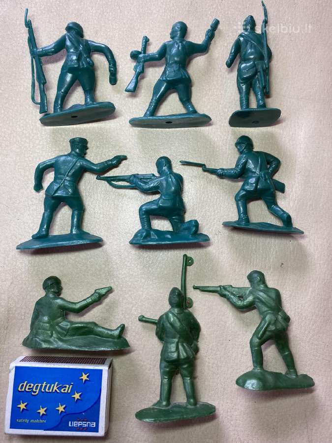 Kareiveliai tarybiniai ww2 plastmasiniai - nuotraukos Nr. 2