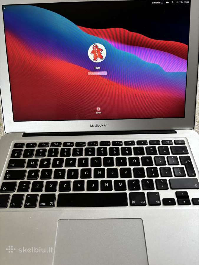 MacBook air 13, 121 GB