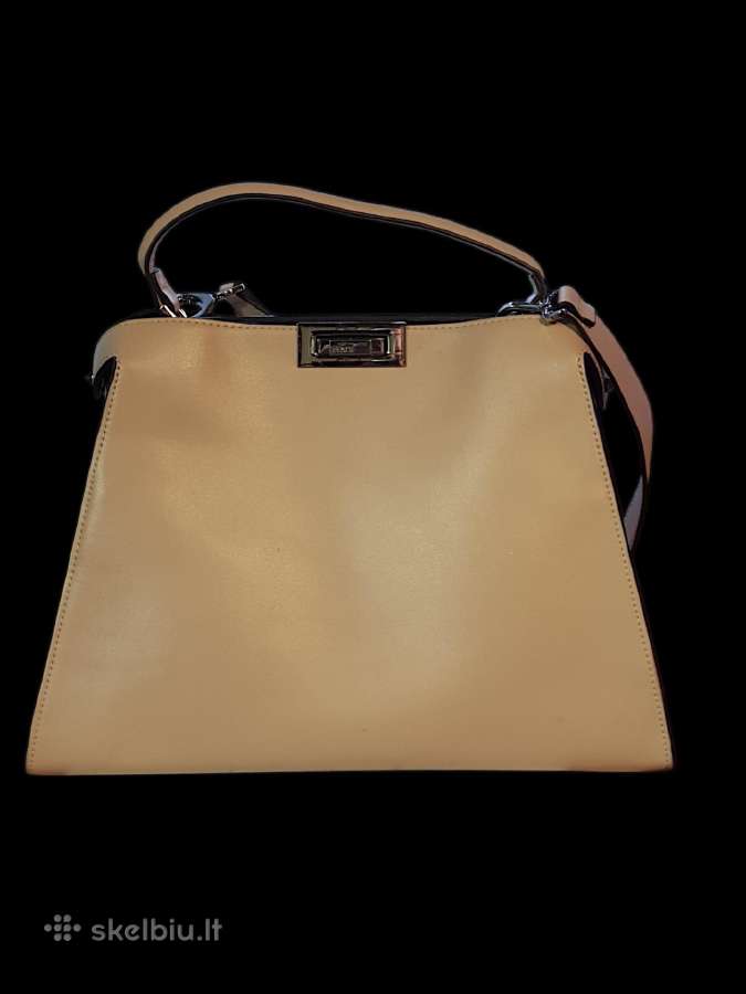 Rankinė Fendi
