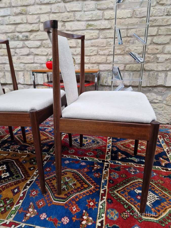 Vintažinės mid century raudonmedžio Casala kėdės - nuotraukos Nr. 3