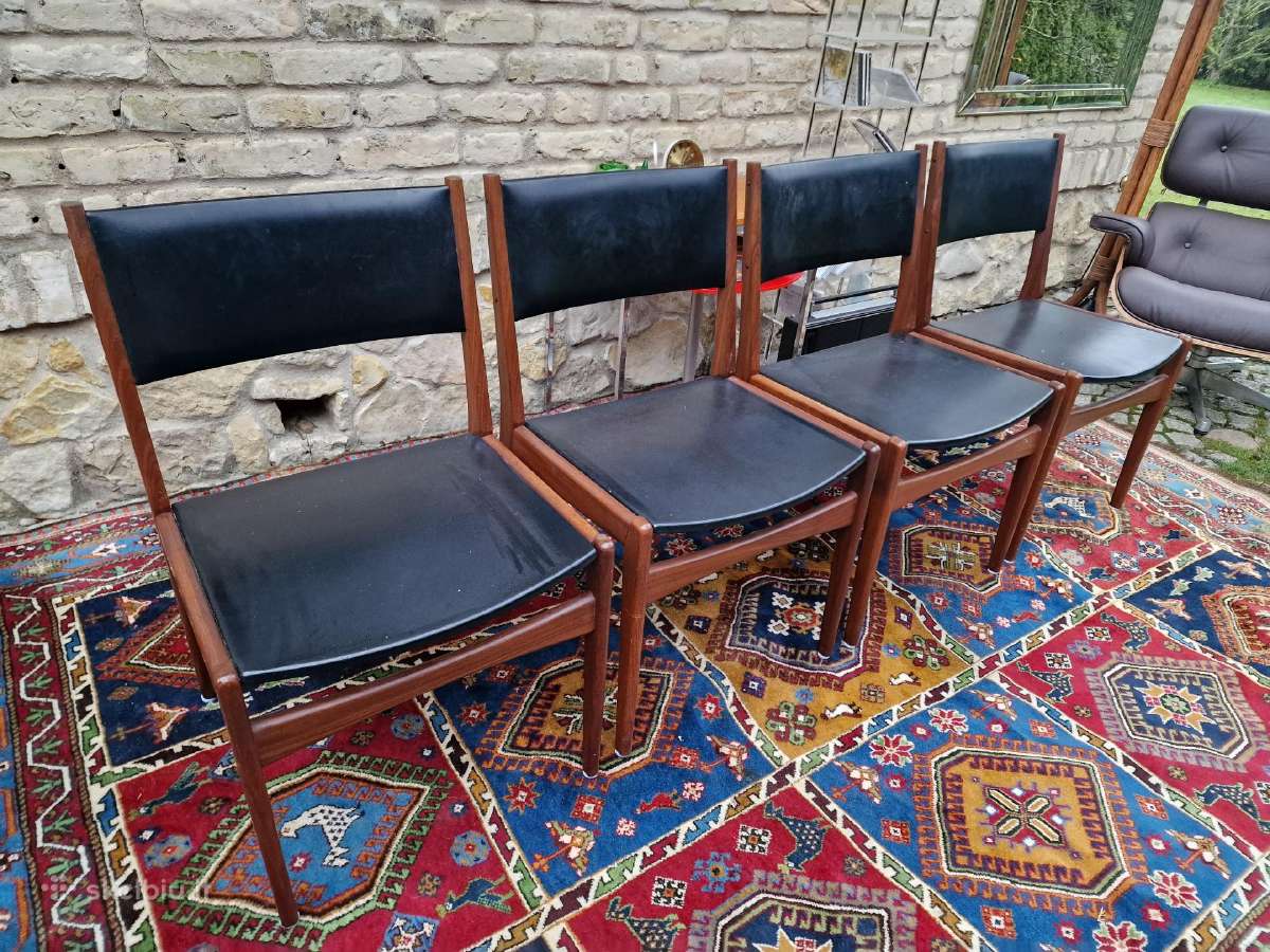 Vintažinės mid century autorinės tikmedžio kėdės