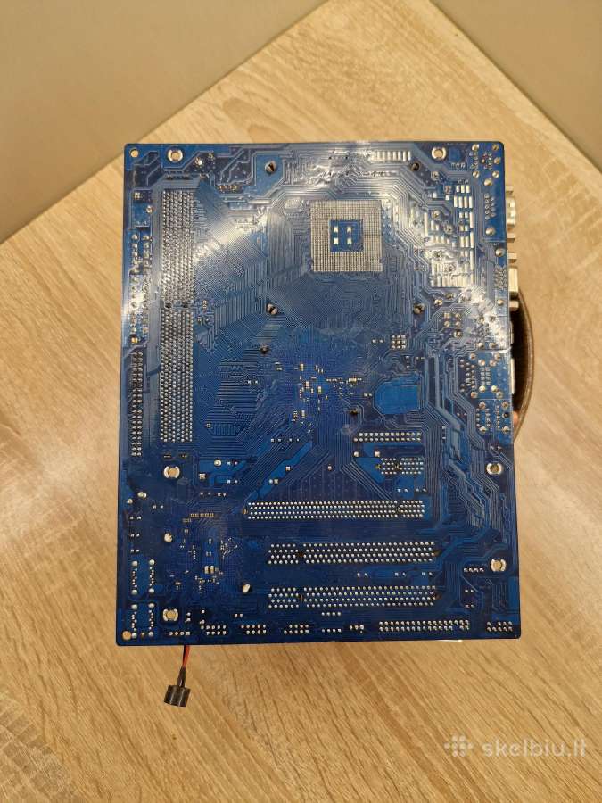 Asrock G31m-gs su Intel Core 2 Q8200 - nuotraukos Nr. 4