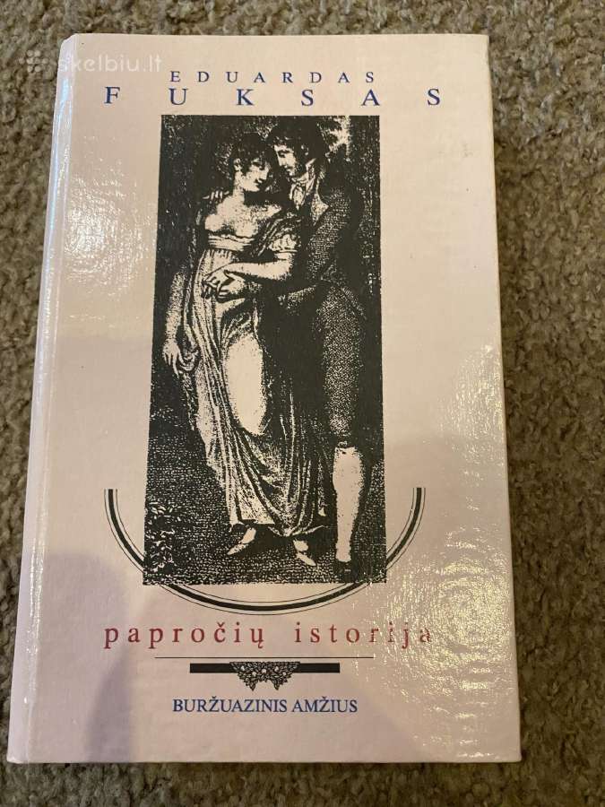 Parduodama knyga Papročiu istorija