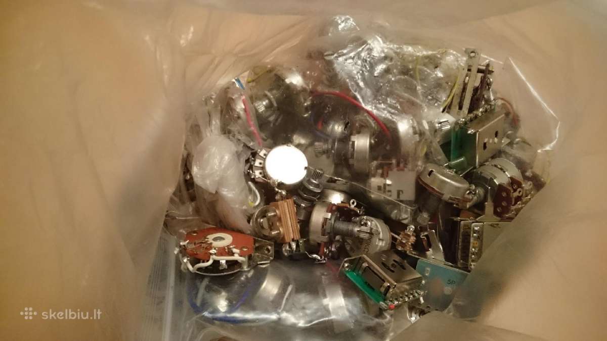 Potenciometrai, perjungikliai iš gitaru