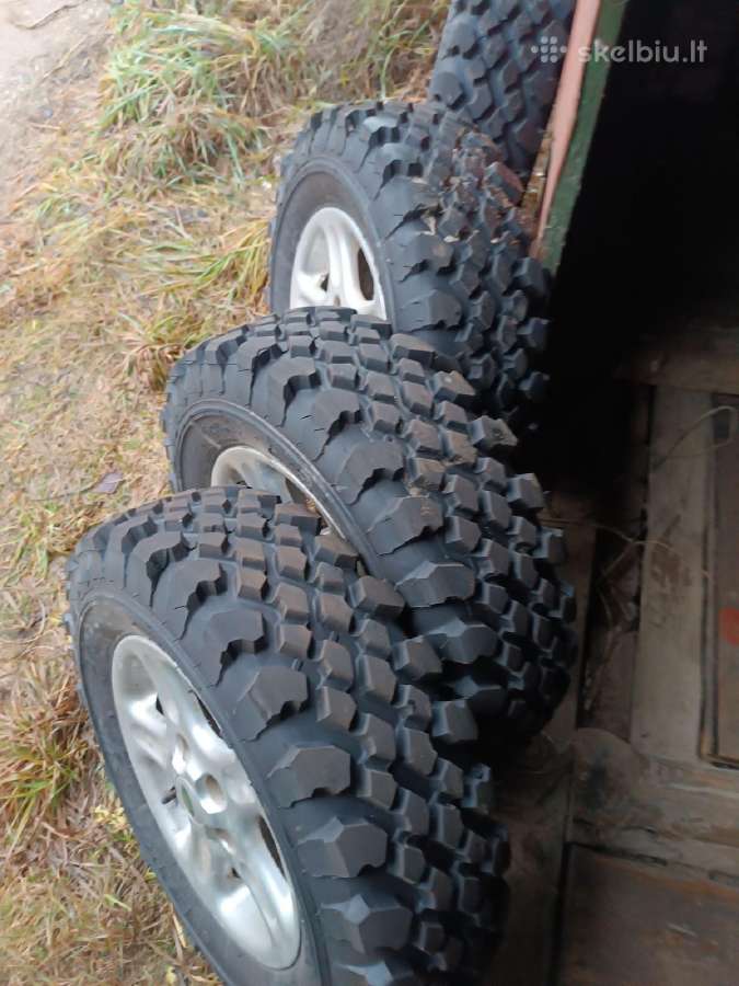215/75 R15 purvo padangos