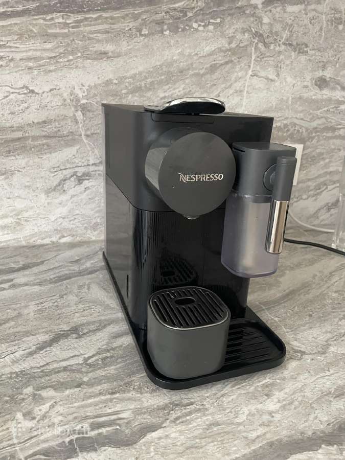 Nespresso kavos aparatas