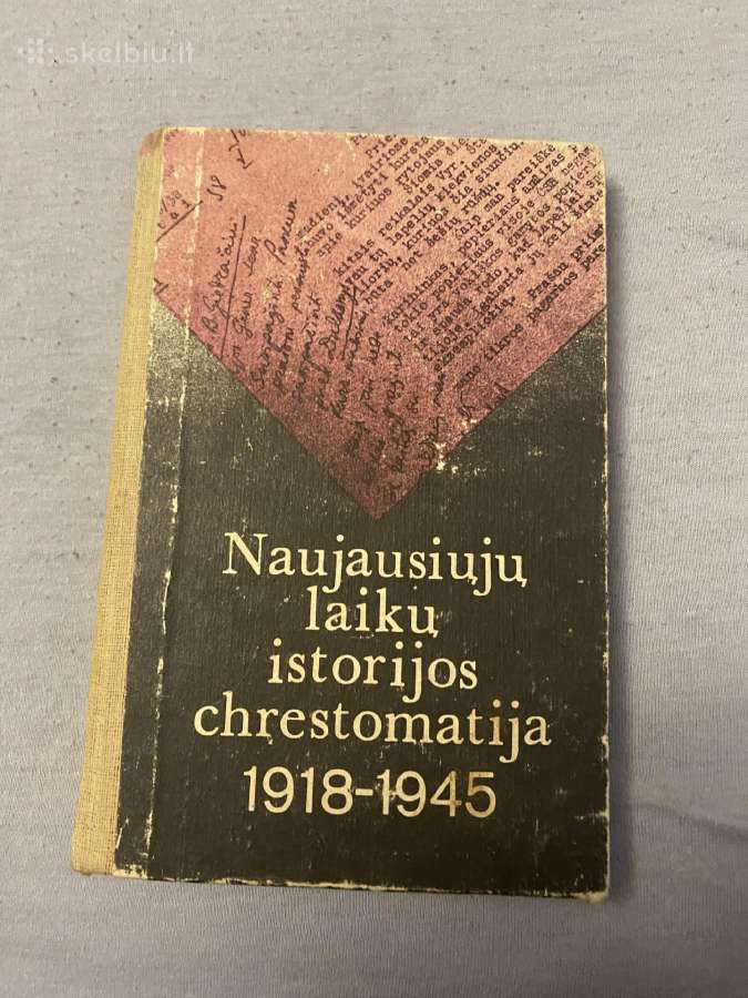 Parduodamos istorinės knygos vadovėliai